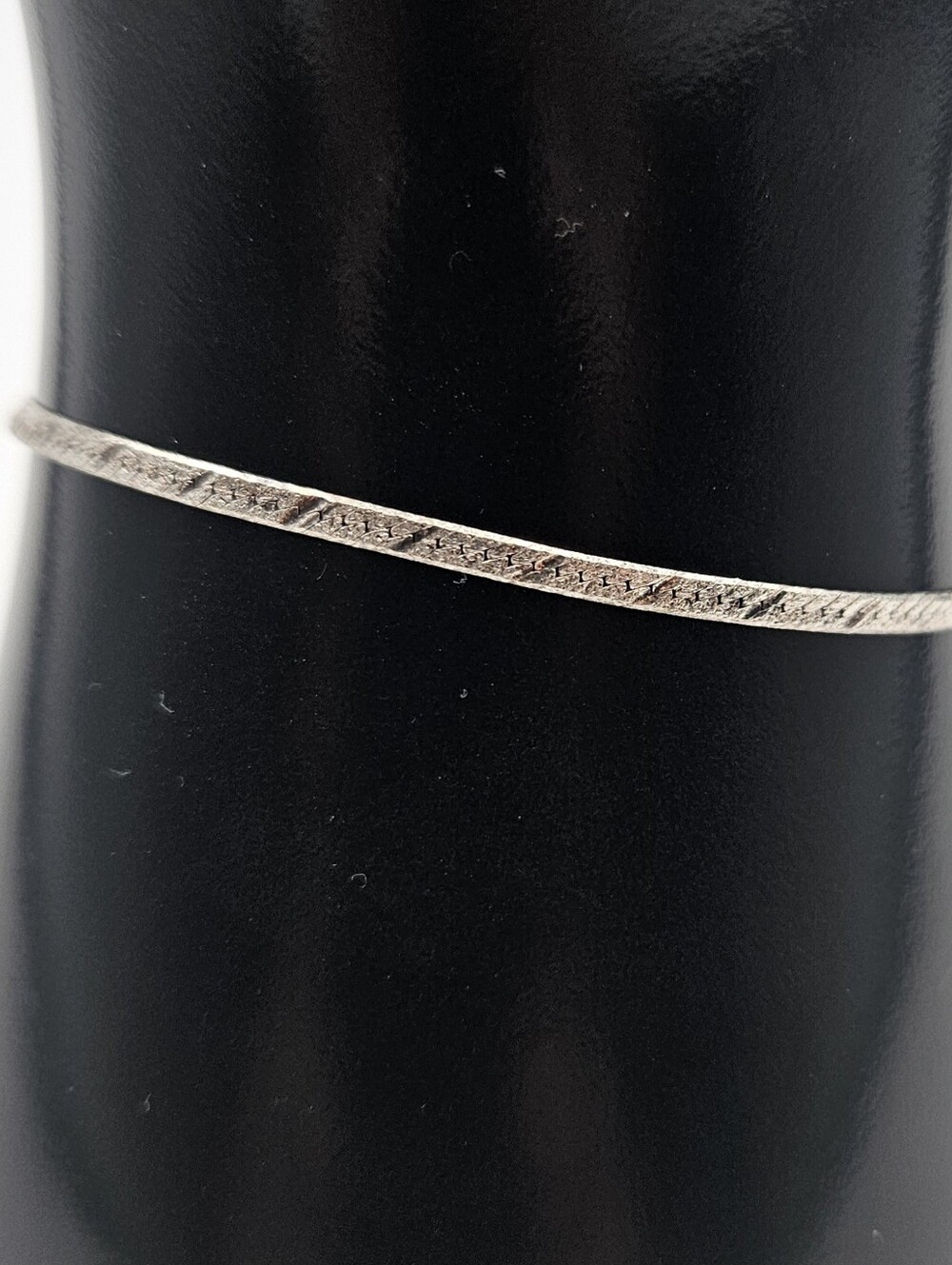 Vintage Italy 925 Sterling Silver Herringbone Bracelet Textured Slanted Chain